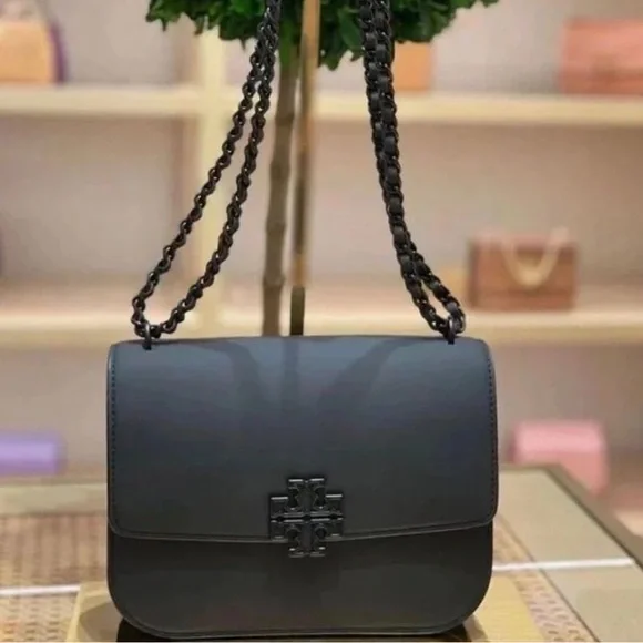 ショルダーバッグ・ポシェット TORY BURCH BRITTEN MATTE SMALL SHOULDER BAG Tory Burch 140987 Britten Black Pebbled Leather With Gold